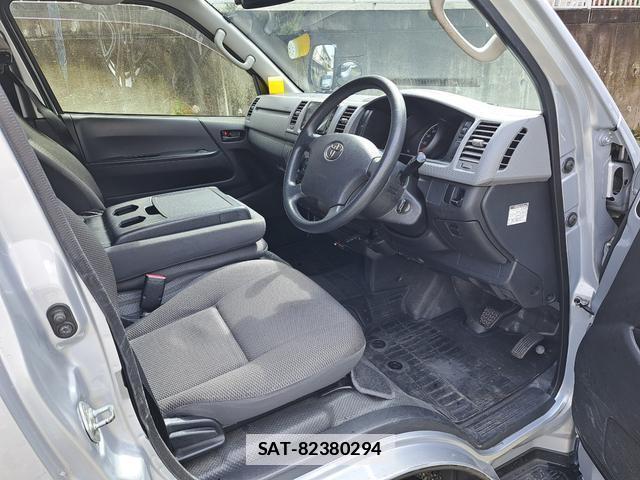 Toyota HIACE VAN 2012-07 7813685-15