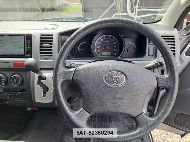 Toyota HIACE VAN 2012-07 7813685-16