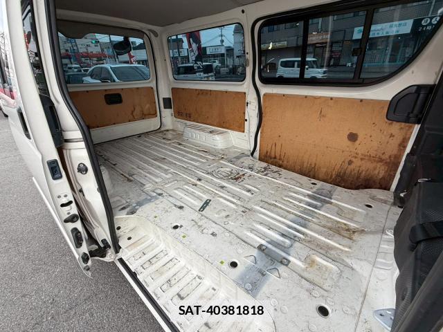 Toyota HIACE VAN 2014-04 7813900-8