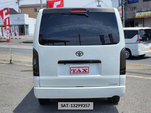 Toyota HIACE VAN 2018-04 7813907-5