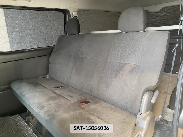 Toyota HIACE VAN 2016-04 7814672-18
