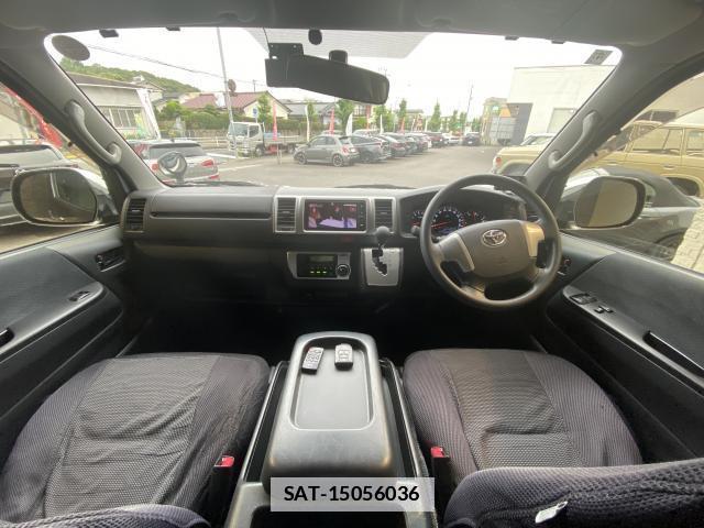 Toyota HIACE VAN 2016-04 7814672-2
