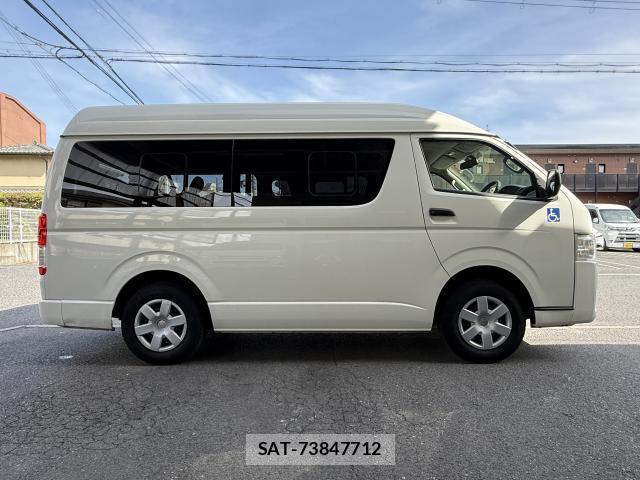 Toyota HIACE VAN 2015-09 7815277-15
