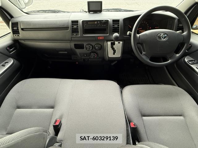 Toyota HIACE VAN 2014-06 7815289-1