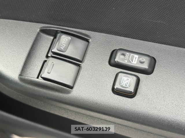 Toyota HIACE VAN 2014-06 7815289-10