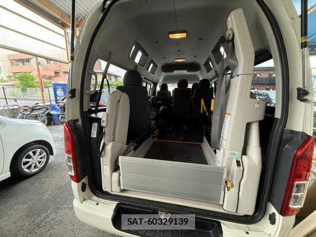 Toyota HIACE VAN 2014-06 7815289-19