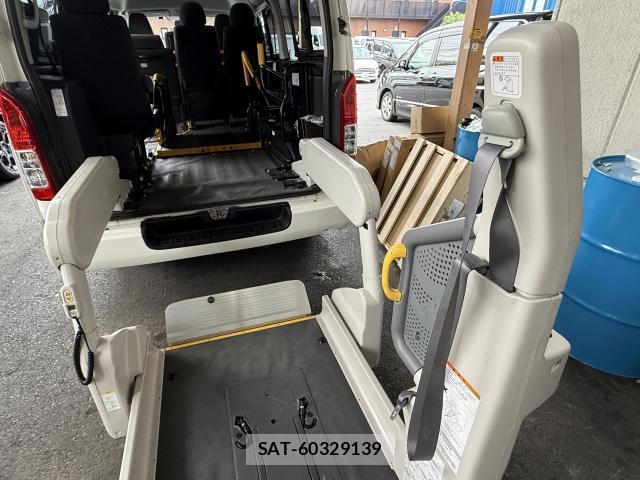 Toyota HIACE VAN 2014-06 7815289-6