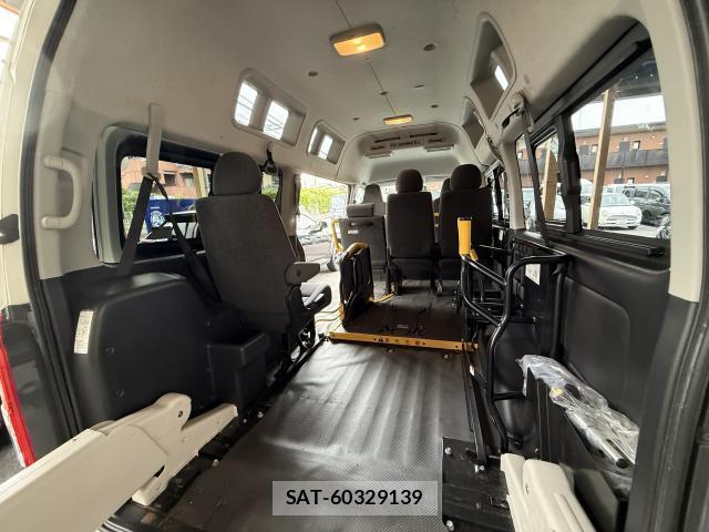 Toyota HIACE VAN 2014-06 7815289-7