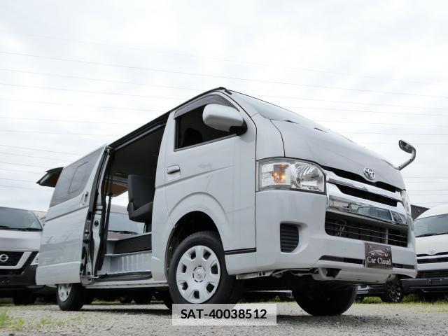 Toyota HIACE VAN 2017-06 7815298-1