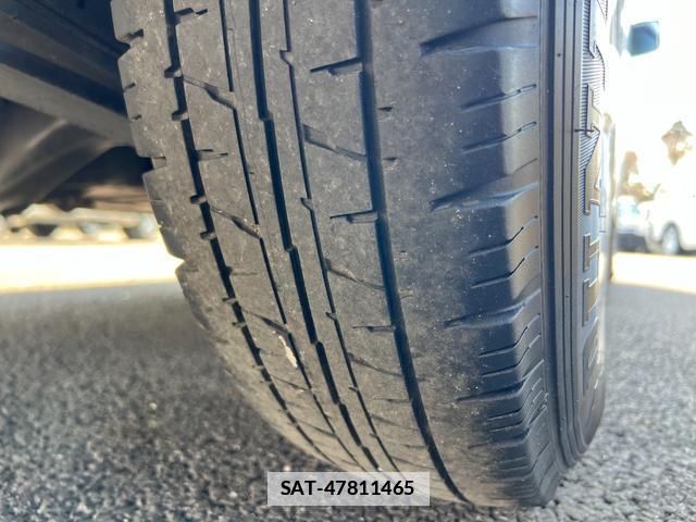 Toyota HIACE VAN 2018-12 7816077-15