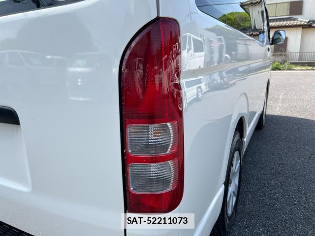 Toyota HIACE VAN 2016-12 7816082-13