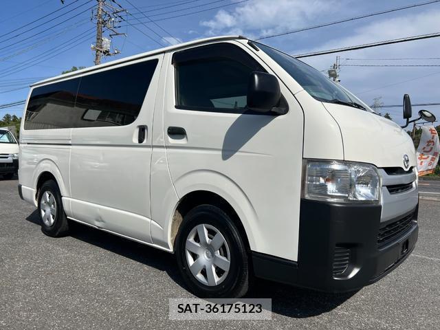 Toyota HIACE VAN 2015-01 7816084-0