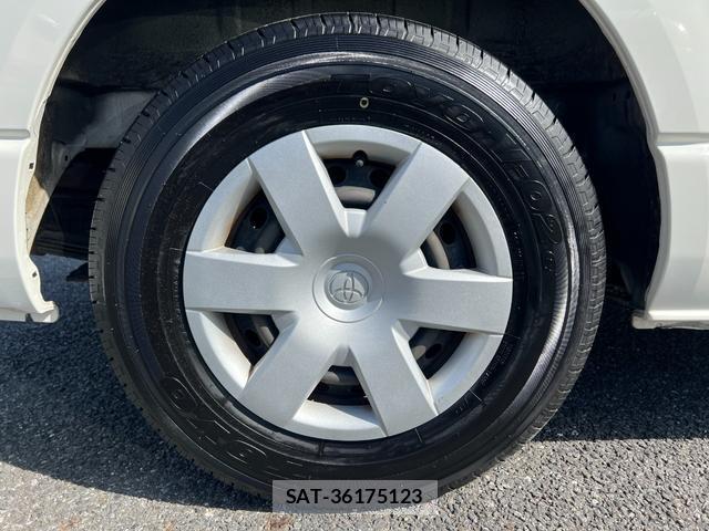 Toyota HIACE VAN 2015-01 7816084-14