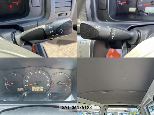 Toyota HIACE VAN 2015-01 7816084-8