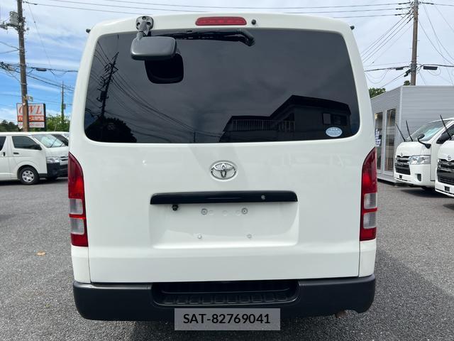 Toyota HIACE VAN 2015-01 7816089-10