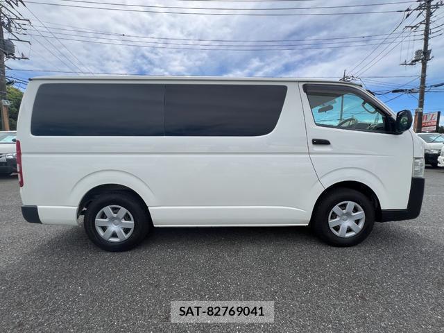 Toyota HIACE VAN 2015-01 7816089-12