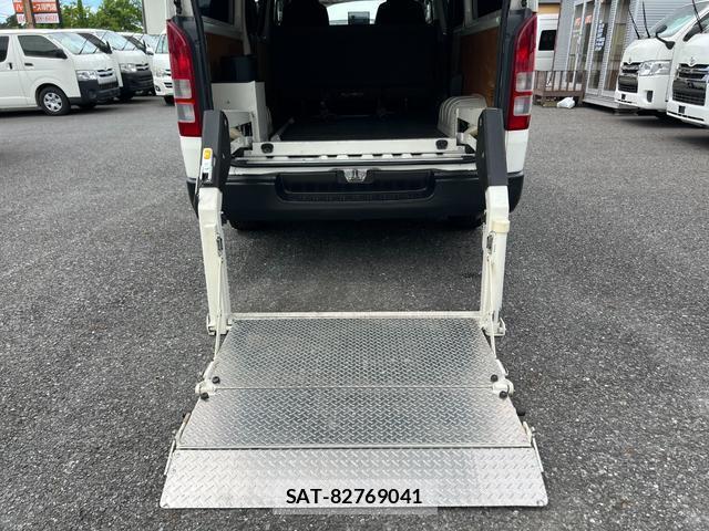 Toyota HIACE VAN 2015-01 7816089-15