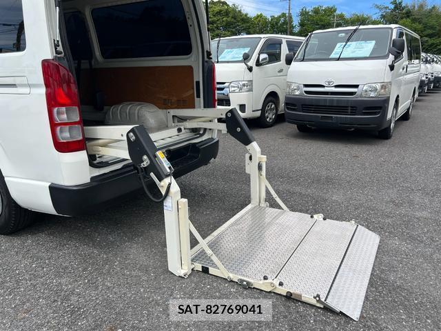 Toyota HIACE VAN 2015-01 7816089-16