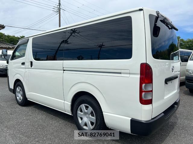 Toyota HIACE VAN 2015-01 7816089-9