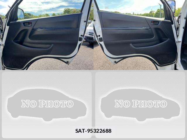 Toyota HIACE VAN 2020-02 7816090-10