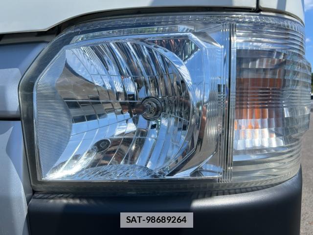 Toyota HIACE VAN 2014-10 7816091-16
