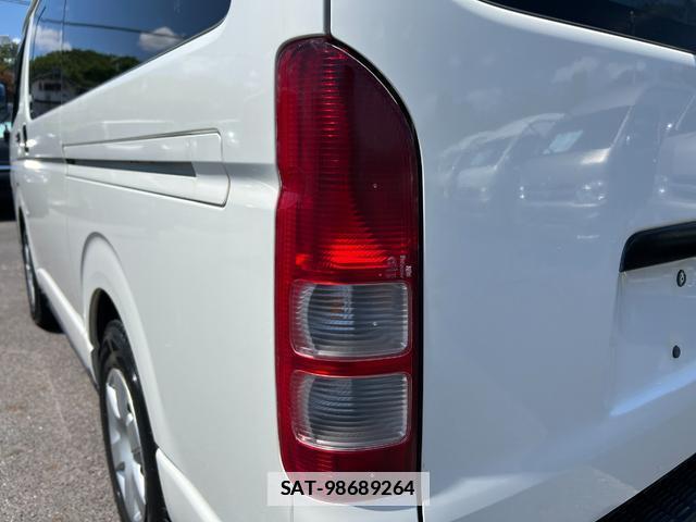 Toyota HIACE VAN 2014-10 7816091-18