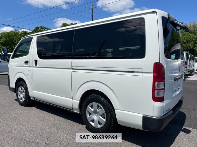 Toyota HIACE VAN 2014-10 7816091-9