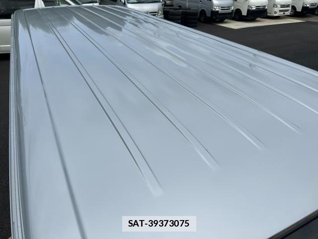 Toyota HIACE VAN 2013-03 7816096-13
