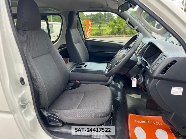 Toyota HIACE VAN 2020-02 7816098-19