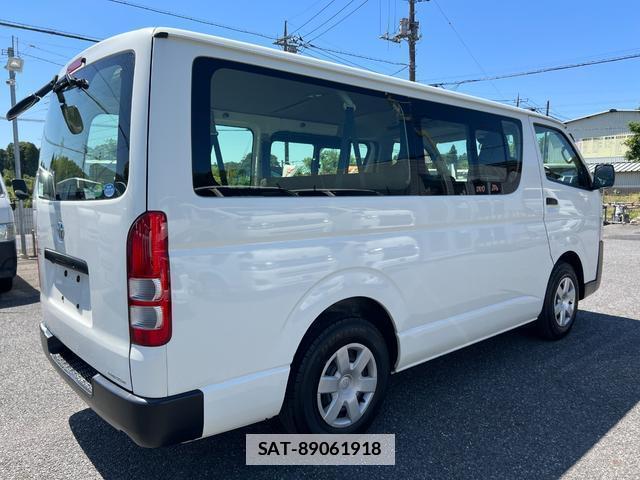 Toyota HIACE VAN 2020-02 7816101-11