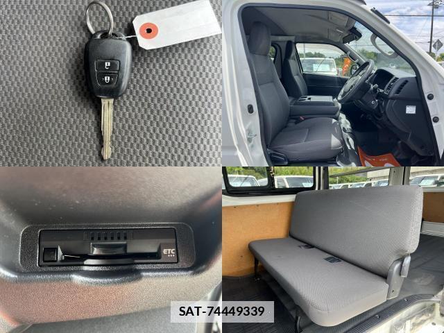 Toyota HIACE VAN 2018-04 7816102-5