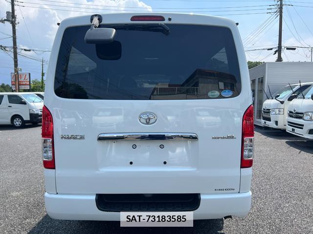 Toyota HIACE VAN 2014-12 7816103-10