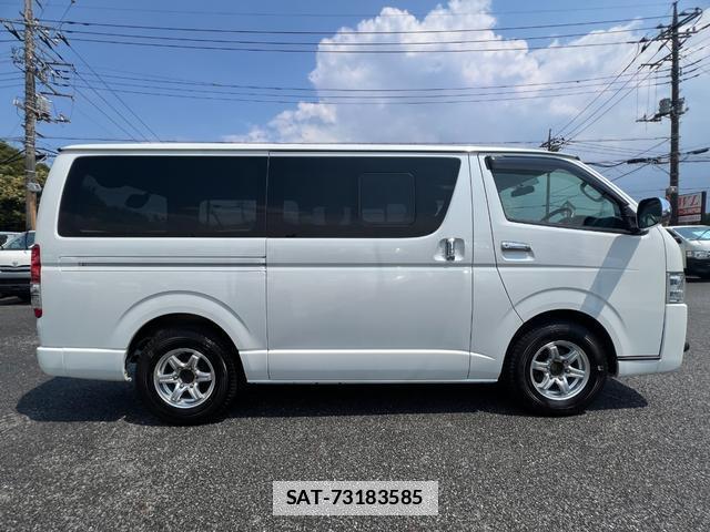 Toyota HIACE VAN 2014-12 7816103-12