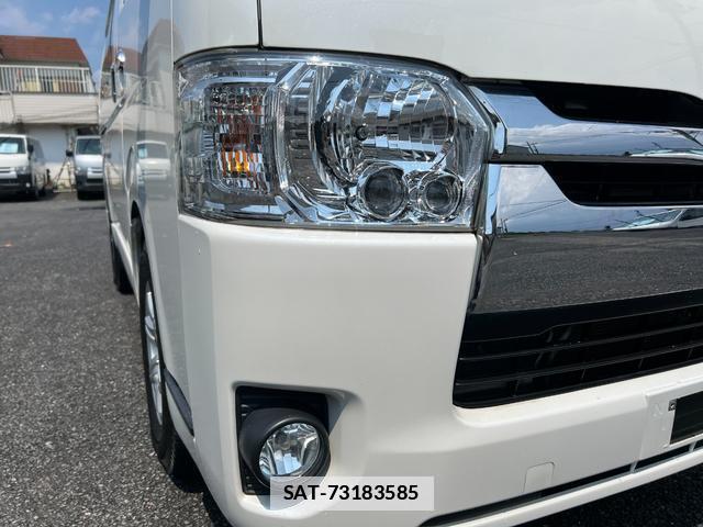 Toyota HIACE VAN 2014-12 7816103-14