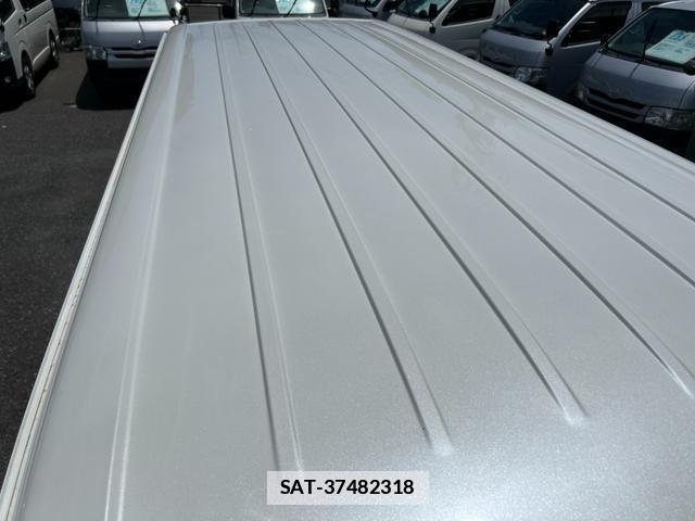 Toyota HIACE VAN 2014-09 7816105-13