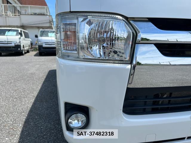 Toyota HIACE VAN 2014-09 7816105-14
