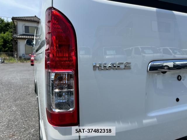 Toyota HIACE VAN 2014-09 7816105-16
