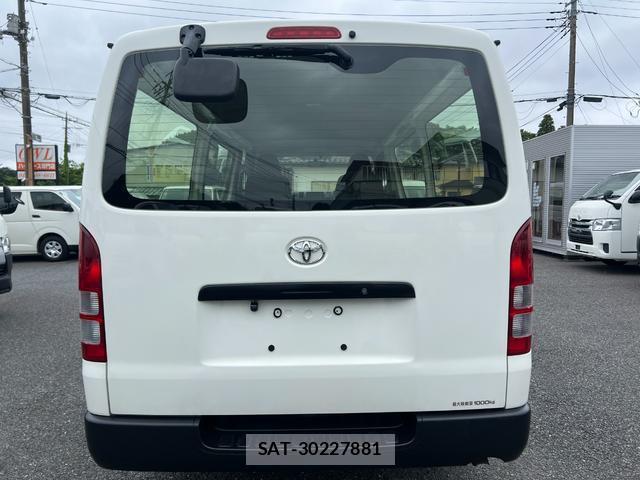 Toyota HIACE VAN 2015-10 7816106-10
