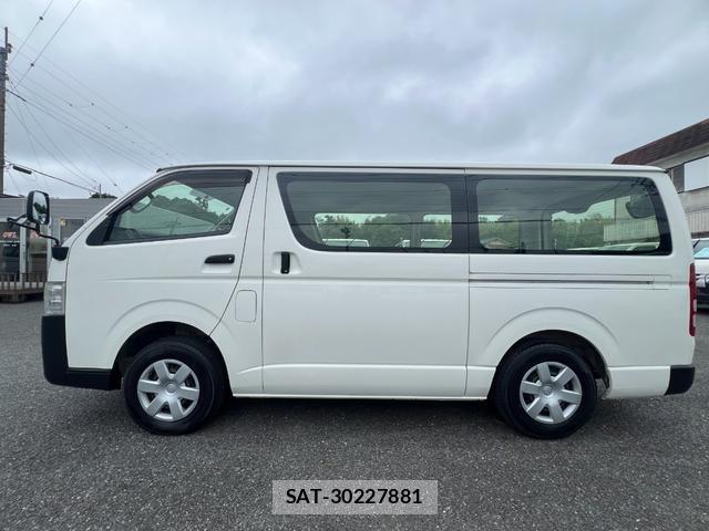 Toyota HIACE VAN 2015-10 7816106-8