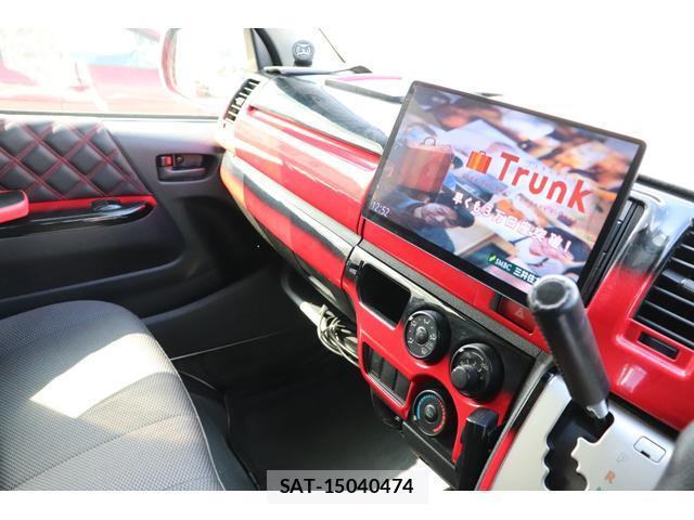 Toyota HIACE VAN 2015-12 7817613-13