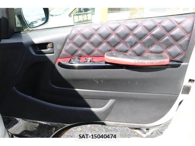 Toyota HIACE VAN 2015-12 7817613-14