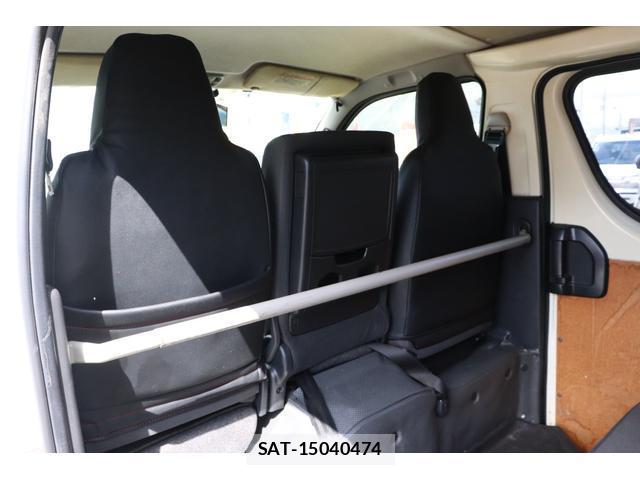 Toyota HIACE VAN 2015-12 7817613-15