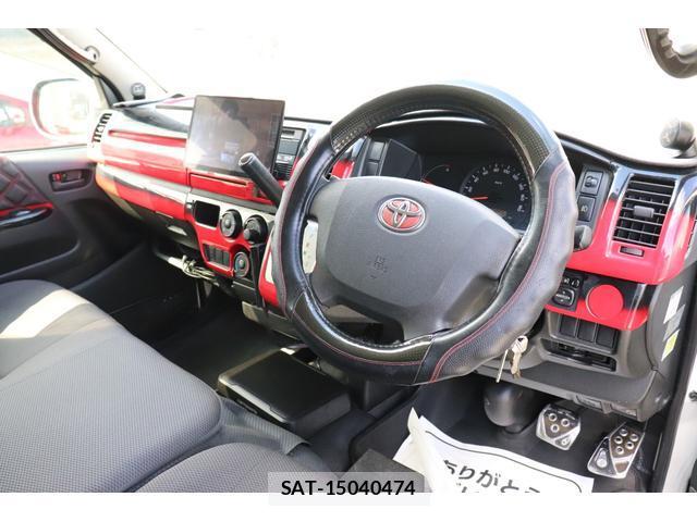 Toyota HIACE VAN 2015-12 7817613-2