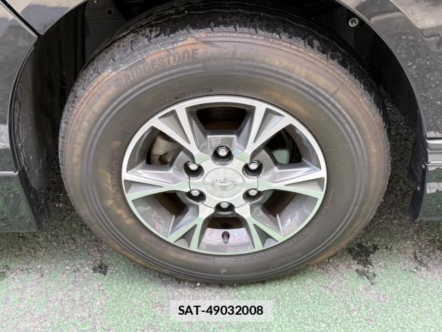 Toyota HIACE VAN 2023-09 7817795-16