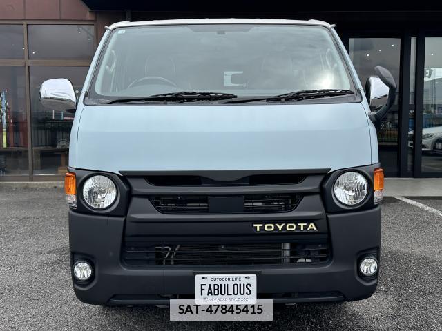 Toyota HIACE VAN 2017-04 7819139-5