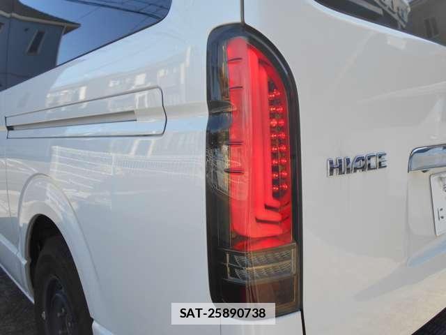 Toyota HIACE VAN 2013-08 7819844-16