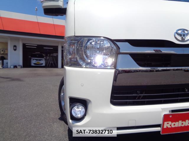 Toyota HIACE VAN 2021-05 7820433-3