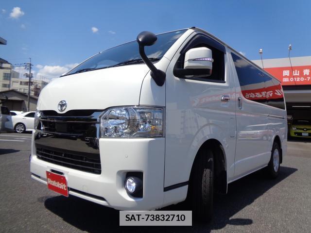 Toyota HIACE VAN 2021-05 7820433-8