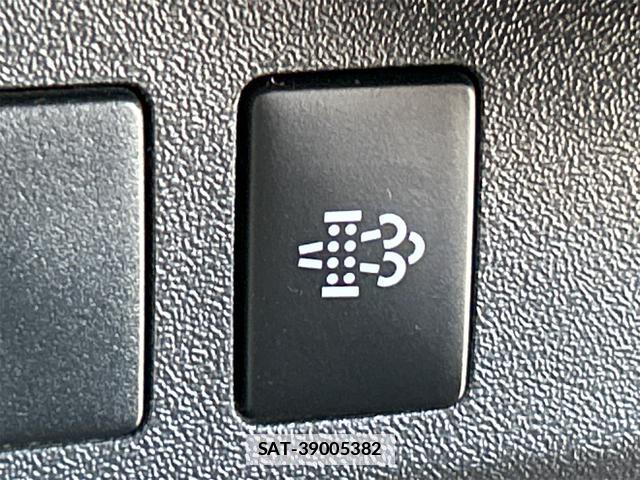 Toyota HIACE VAN 2019-09 7820565-13