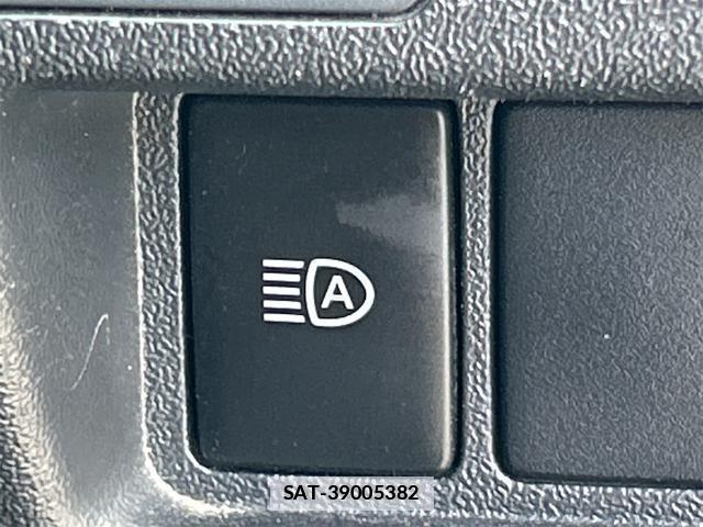 Toyota HIACE VAN 2019-09 7820565-8